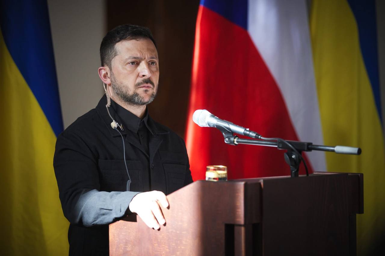 Зеленський відповів на пропозицію Путіна щодо припинення вогню на 9 травня