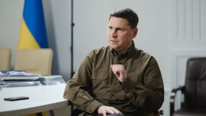 Реакція України на заяви США щодо припинення постачання зброї