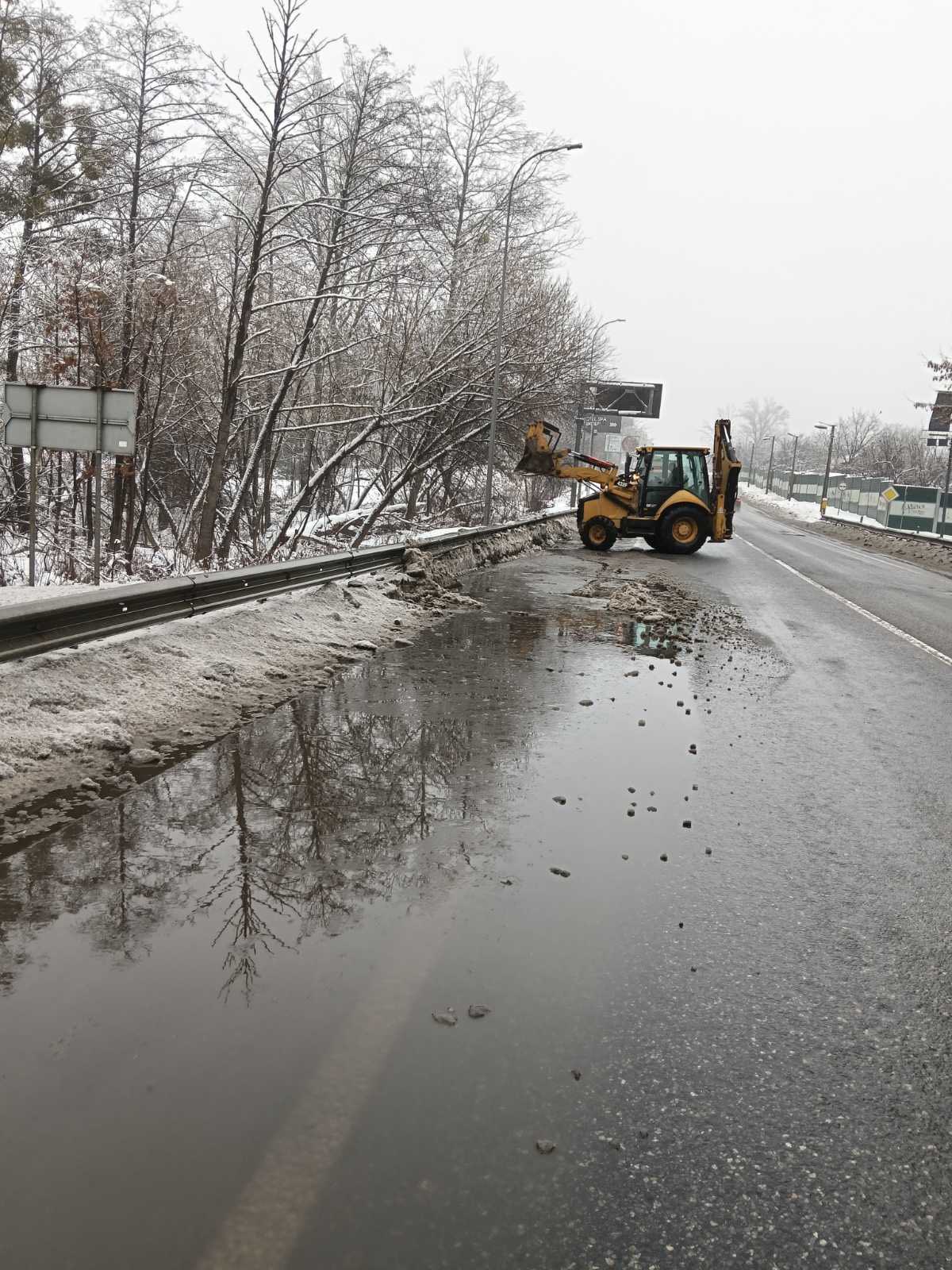 Енергетик пояснив, коли справді може зникати світло при -20